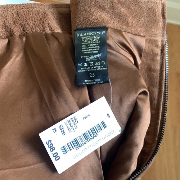 BlankNYC 
ALDER SKIRT
#73K-0433-ALDER BROWN 🤍 - Picture 10 of 14